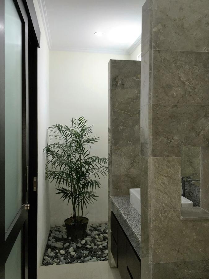 Indah Homestay Σεμινιάκ Εξωτερικό φωτογραφία