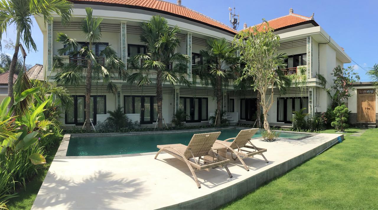 Indah Homestay Σεμινιάκ Εξωτερικό φωτογραφία