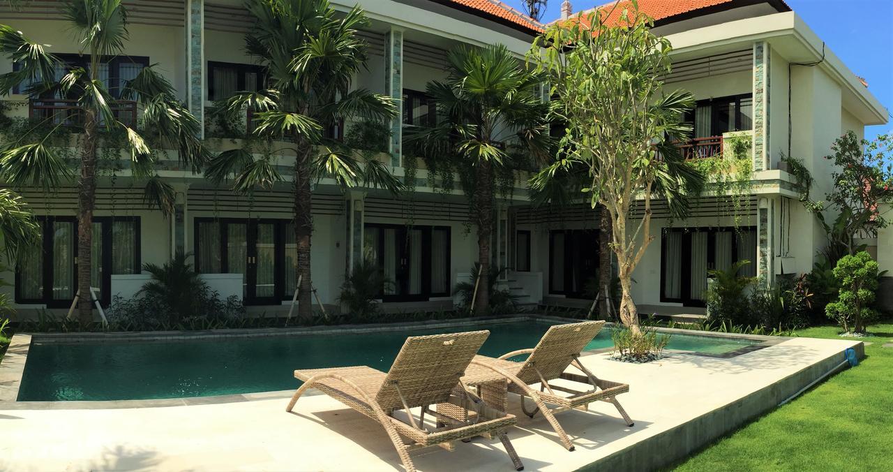 Indah Homestay Σεμινιάκ Εξωτερικό φωτογραφία