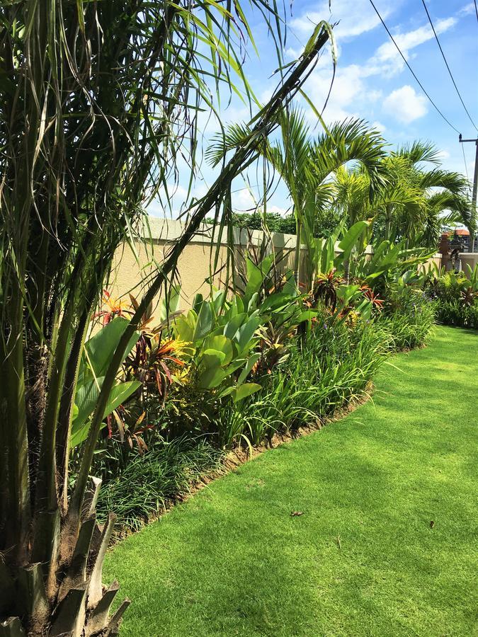 Indah Homestay Σεμινιάκ Εξωτερικό φωτογραφία