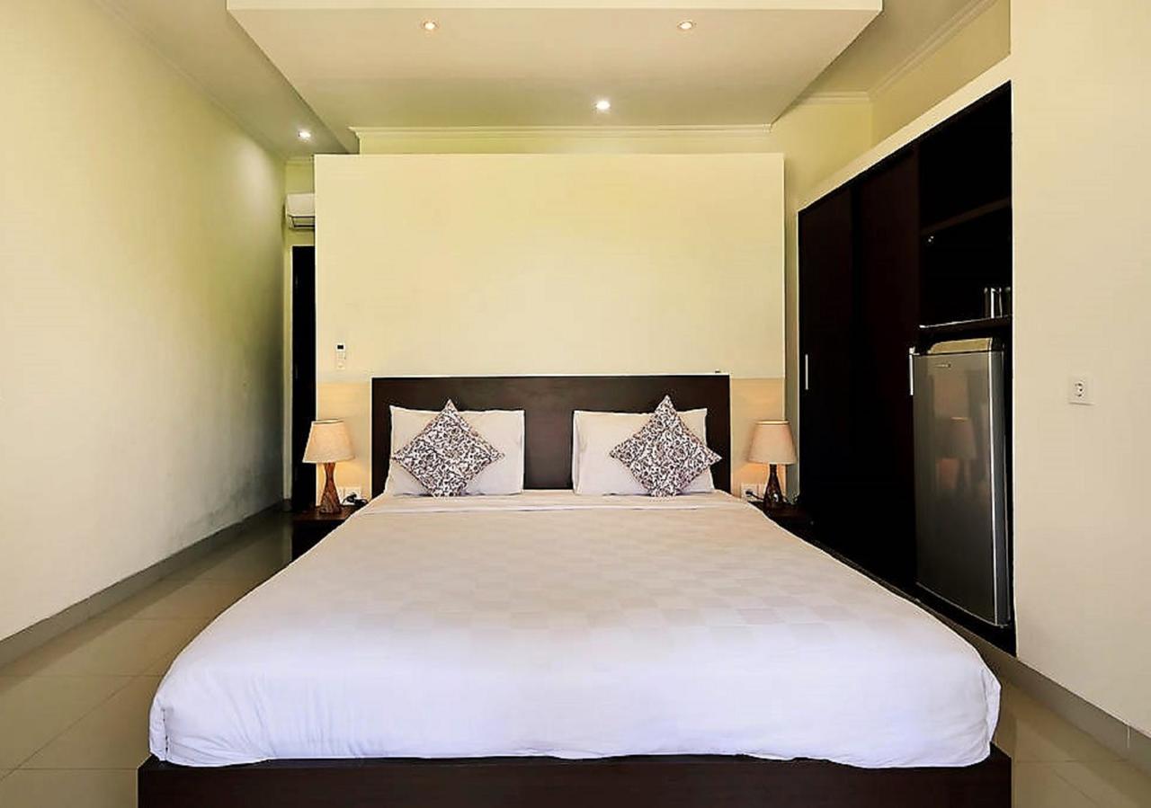 Indah Homestay Σεμινιάκ Εξωτερικό φωτογραφία